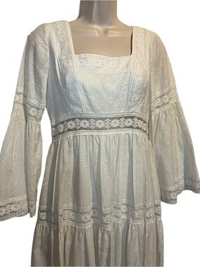 Vtg 70s Boho Festival Bridal Prairie Eyelet and Lace Dress